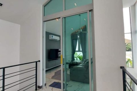 Chalet de 3 dormitorios en Phuket, Tailandia № 133878 - foto 10