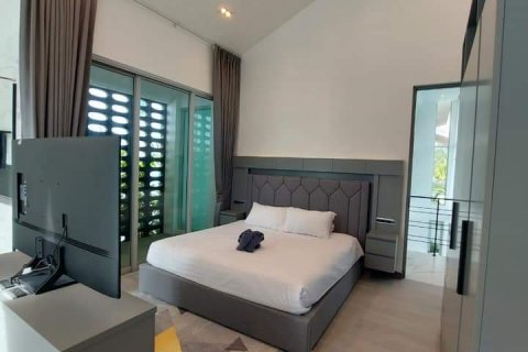 Chalet de 3 dormitorios en Phuket, Tailandia № 133878 - foto 16