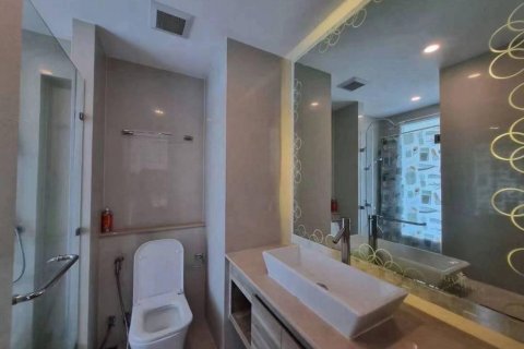 Apartamento de 1 dormitorio en Pattaya, Tailandia № 209155 - foto 4