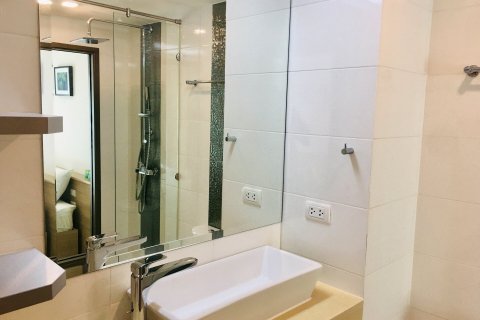 Apartamento de 1 dormitorio en Pattaya, Tailandia № 209152 - foto 17