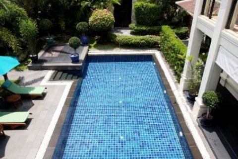 Haus in Bang Tao, Thailand 6 Schlafzimmer № 3528 - Foto 3
