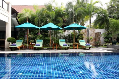 Haus in Bang Tao, Thailand 6 Schlafzimmer № 3528 - Foto 2