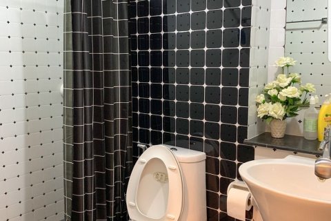 Condominio de 3 dormitorios en Bangkok, Tailandia № 157492 - foto 13
