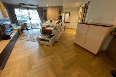 Condominio de 3 dormitorios en Bangkok, Tailandia № 157497 - foto 2