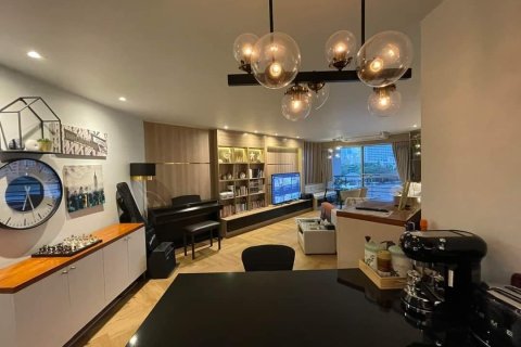 Condominio de 3 dormitorios en Bangkok, Tailandia № 157497 - foto 13