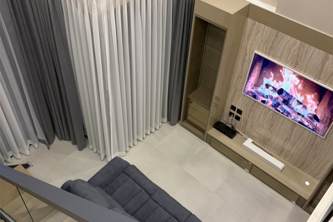 Eigentumswohnung in Bangkok, Thailand, 1 Schlafzimmer  № 233766 - Foto 2