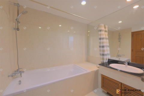Condo à Bangkok, Thaïlande, 3 chambres № 233549 - photo 3
