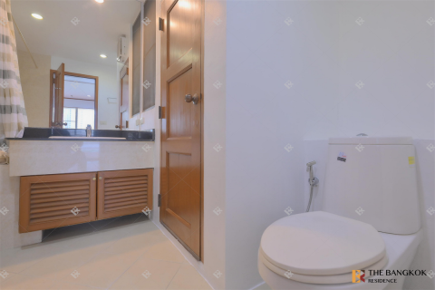 Condo à Bangkok, Thaïlande, 3 chambres № 233549 - photo 2