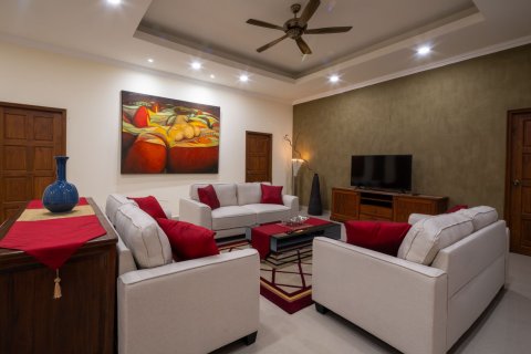 Villa in Pattaya, Thailand 15 Schlafzimmer № 135855 - Foto 26
