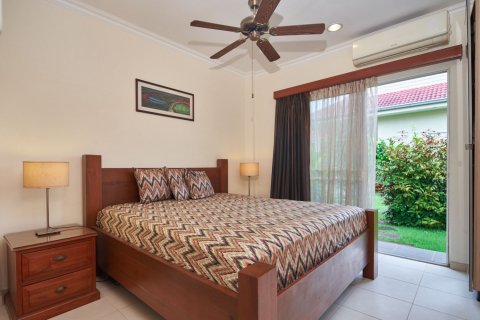 Villa in Pattaya, Thailand 15 Schlafzimmer № 135855 - Foto 10