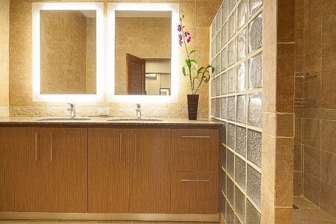 Villa in Pattaya, Thailand 15 Schlafzimmer № 135855 - Foto 17