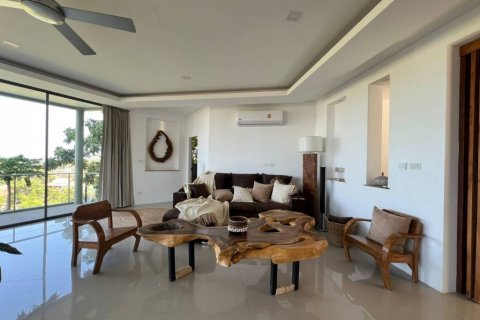 Chalet de 5 dormitorios en Surat Thani, Tailandia № 115458 - foto 5