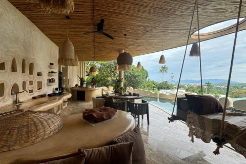 Chalet de 3 dormitorios en Surat Thani, Tailandia № 115457 - foto 2