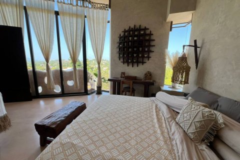 Chalet de 3 dormitorios en Surat Thani, Tailandia № 115457 - foto 10