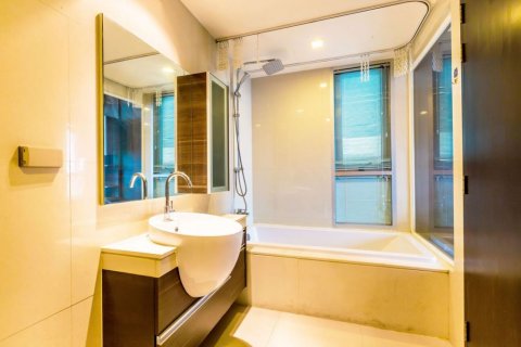 Condominio de 2 dormitorios en Bangkok, Tailandia № 66932 - foto 16