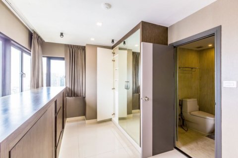 Condo à Bangkok, Thaïlande, 2 chambres № 66933 - photo 11
