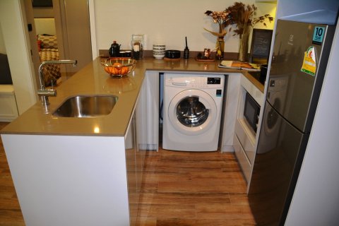 Condo in Bangkok, Thailand, 2 bedrooms № 66927 - photo 4