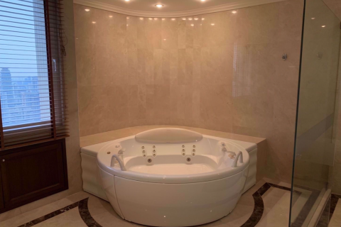 Penthouse in Watthana, Bangkok, Thailand 4 Schlafzimmer № 69568 - Foto 13