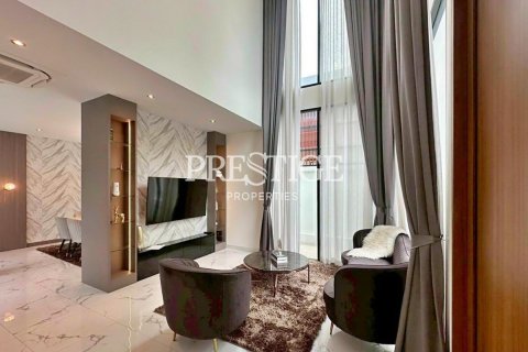 House in Pattaya, Thailand 4 bedrooms № 198172 - photo 6