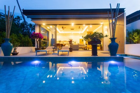 Casa de 3 dormitorios en Ko Samui, Tailandia № 190933 - foto 15