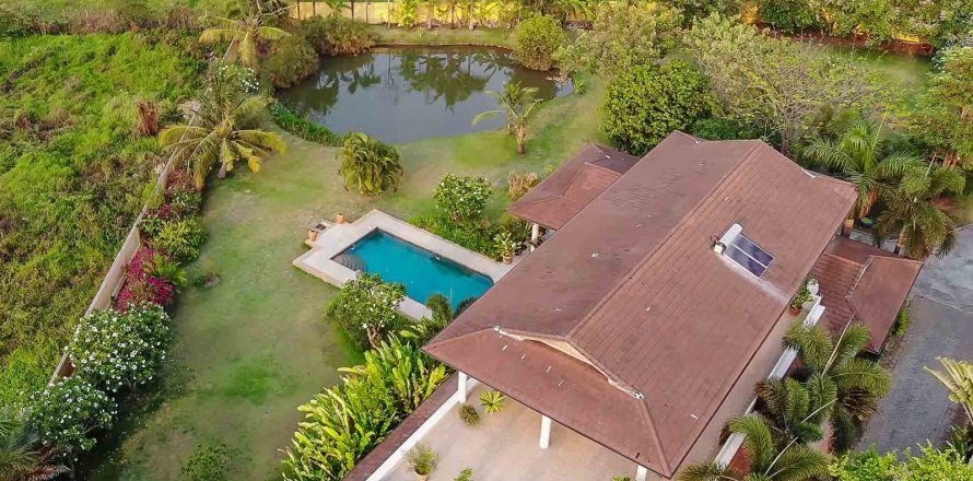 Chalet de 5 dormitorios en Chiang Mai, Tailandia № 190932