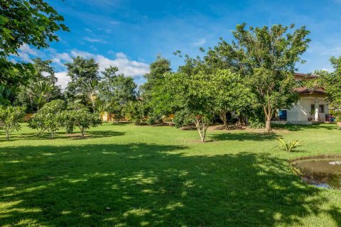 Chalet de 5 dormitorios en Chiang Mai, Tailandia № 190932 - foto 30