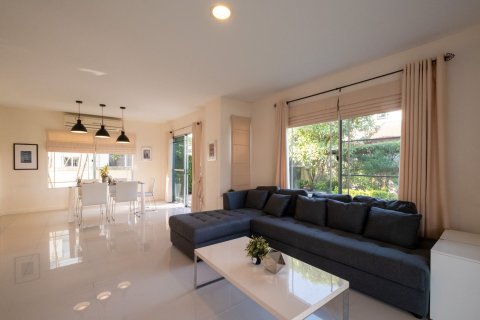 Casa de 3 dormitorios en Chiang Mai, Tailandia № 155339 - foto 5