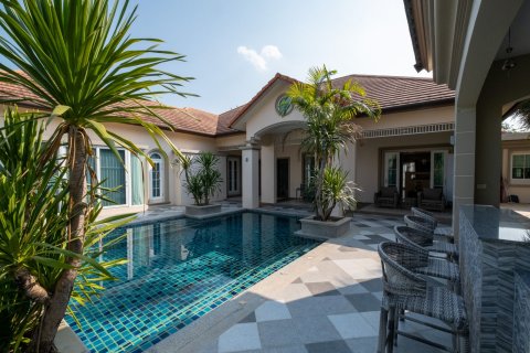 Chalet de 3 dormitorios en Chiang Mai, Tailandia № 155338 - foto 2