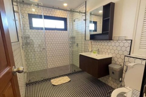 Condominio de 2 dormitorios en Chiang Mai, Tailandia № 155344 - foto 9