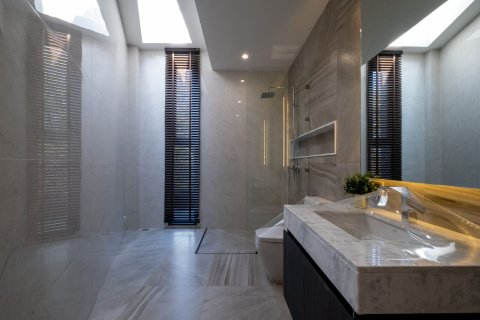 Chalet de 4 dormitorios en Chiang Mai, Tailandia № 155340 - foto 20