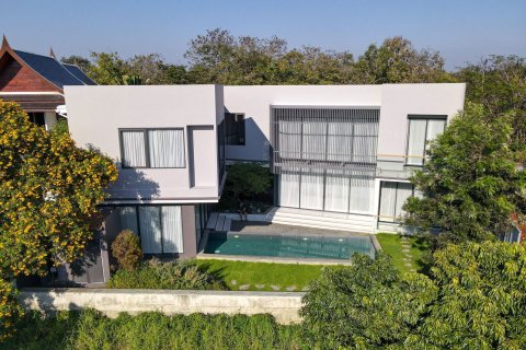 Villa in Chiang Mai, Thailand 4 Schlafzimmer № 155340