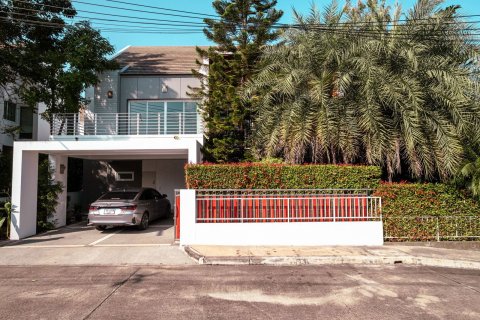 Casa de 3 dormitorios en Chiang Mai, Tailandia № 155341