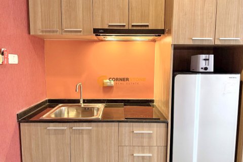 Condominio de 1 dormitorio en Jomtien Beach, Pattaya, Tailandia № 204864 - foto 4