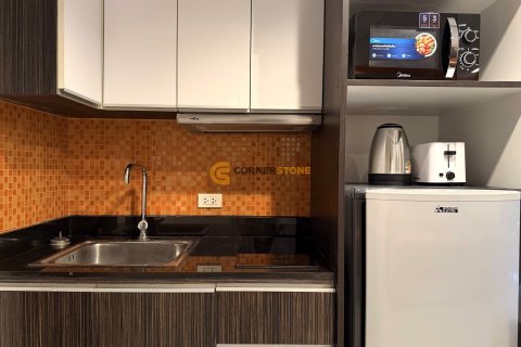 Condominio de 1 dormitorio en Jomtien Beach, Pattaya, Tailandia № 204865 - foto 3