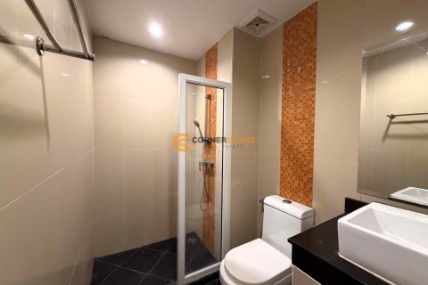 Condominio de 1 dormitorio en Jomtien Beach, Pattaya, Tailandia № 204865 - foto 4