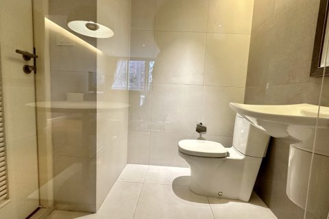 Condo in Watthana, Bangkok, Thailand, 1 bedroom № 201030 - photo 3