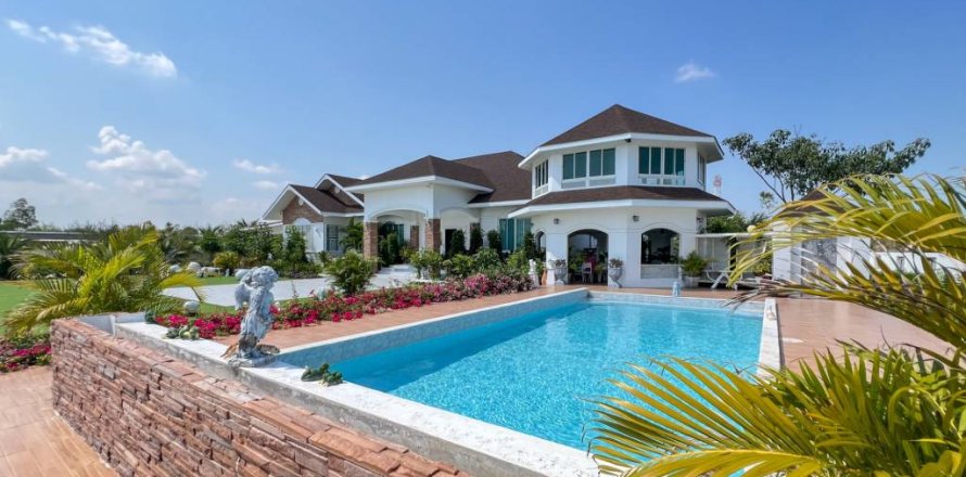 Casa de 4 dormitorios en Hua Hin, Tailandia № 172801