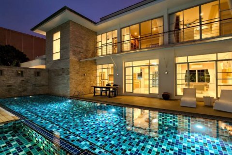 Chalet de 5 dormitorios en Phuket, Tailandia № 172803 - foto 8