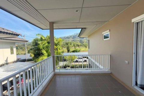 Casa de 4 dormitorios en Phuket, Tailandia № 172806 - foto 9