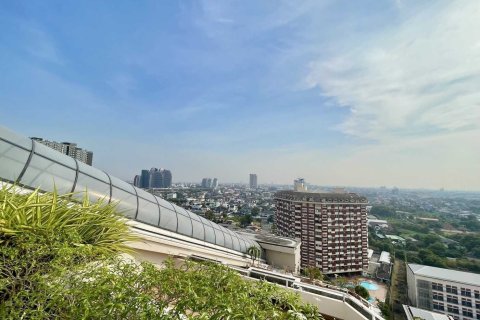 Condominio de 4 dormitorios en Bang Na, Bangkok, Tailandia № 173173 - foto 16