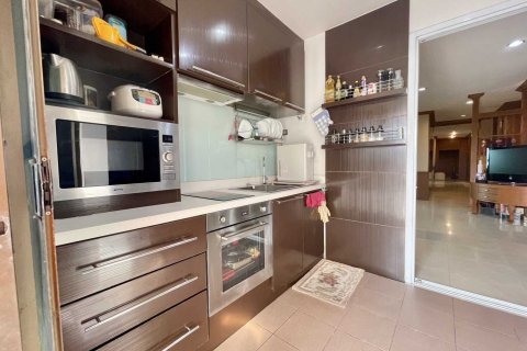 Condominio de 4 dormitorios en Bang Na, Bangkok, Tailandia № 173173 - foto 4