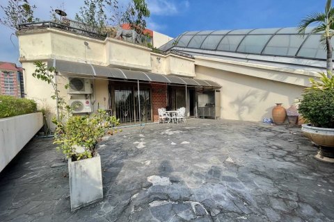 Condominio de 4 dormitorios en Bang Na, Bangkok, Tailandia № 173173 - foto 15