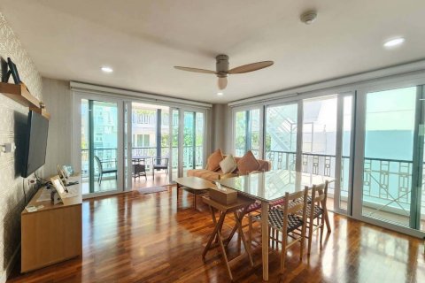 Condominio de 2 dormitorios en Hua Hin, Tailandia № 138730 - foto 4