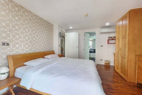 Condominio de 2 dormitorios en Hua Hin, Tailandia № 138730 - foto 14