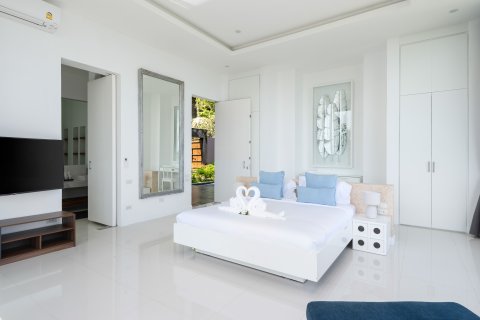 Chalet de 5 dormitorios en Ko Samui, Tailandia № 169084 - foto 23