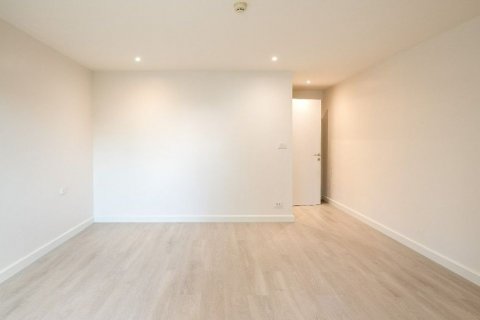 Condominio de 3 dormitorios en Bangkok, Tailandia № 142972 - foto 13