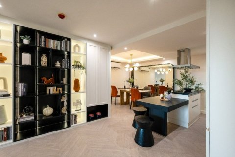 Condominio de 3 dormitorios en Bangkok, Tailandia № 142972 - foto 2