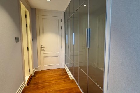 Condominio de 4 dormitorios en Sathon, Bangkok, Tailandia № 142950 - foto 10