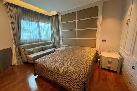 Condominio de 4 dormitorios en Sathon, Bangkok, Tailandia № 142950 - foto 12