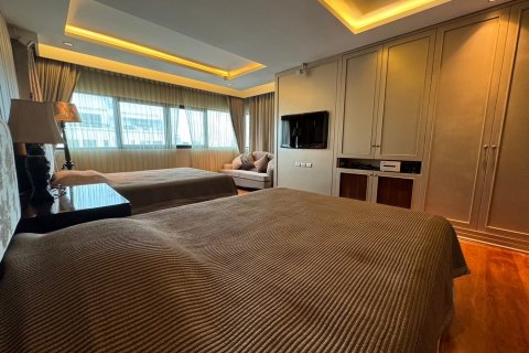 Condominio de 4 dormitorios en Sathon, Bangkok, Tailandia № 142950 - foto 14